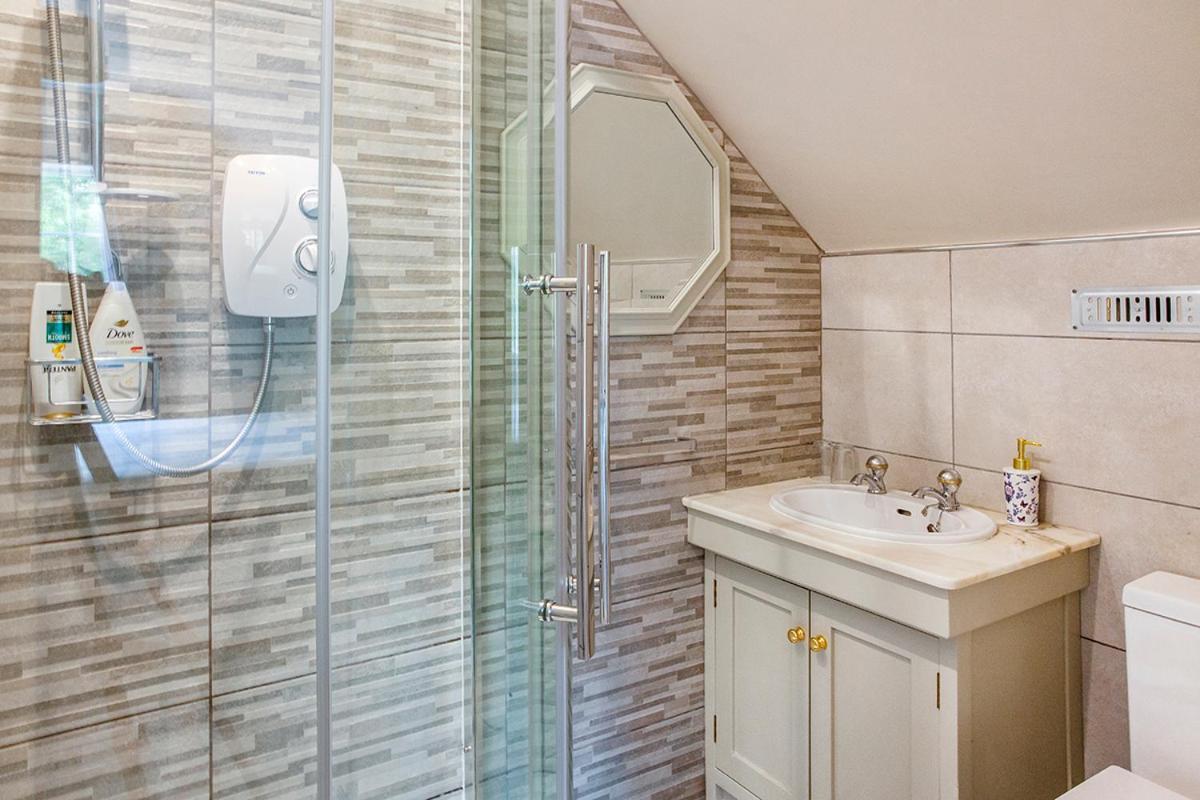 The Ridgewood Lodge Newbridge  Ngoại thất bức ảnh