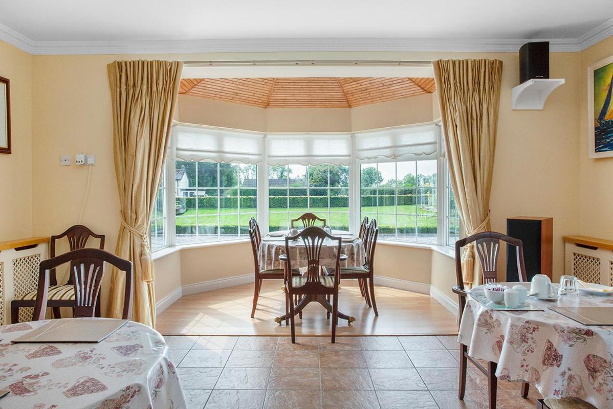 The Ridgewood Lodge Newbridge  Ngoại thất bức ảnh
